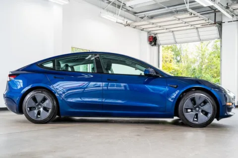 More photos of 2021 Tesla Model 3 Standard Range Plus at Atlanta Autos, GA
