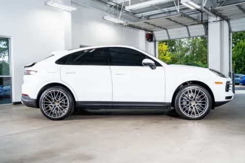 More photos of 2021 Porsche Cayenne Coupe at Atlanta Autos, GA