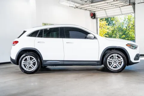More photos of 2022 Mercedes-Benz GLA 250 at Atlanta Autos, GA