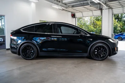 More photos of 2018 Tesla Model X 75D at Atlanta Autos, GA