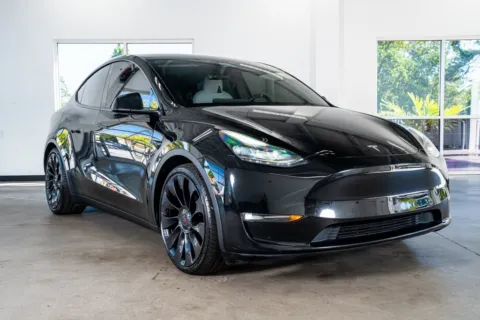 More photos of 2022 Tesla Model Y Performance at Atlanta Autos, GA