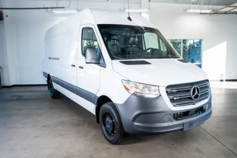 More photos of 2022 Mercedes-Benz Sprinter 3500 Cargo 170 WB at Atlanta Autos, GA