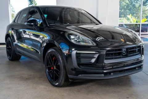 More photos of 2023 Porsche Macan at Atlanta Autos, GA