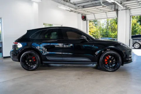 More photos of 2023 Porsche Macan at Atlanta Autos, GA