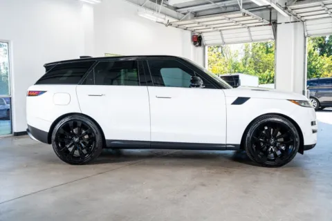 More photos of 2024 Land Rover Range Rover Sport SE at Atlanta Autos, GA