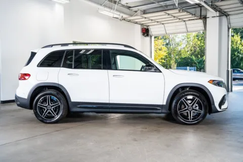 More photos of 2024 Mercedes-Benz EQB 250+ at Atlanta Autos, GA