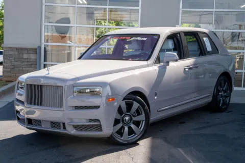 Photos of 2022 Rolls-Royce Cullinan for sale in Marietta, GA at Atlanta Autos