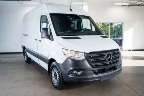 More photos of 2022 Mercedes-Benz Sprinter 2500 Cargo 144 WB at Atlanta Autos, GA