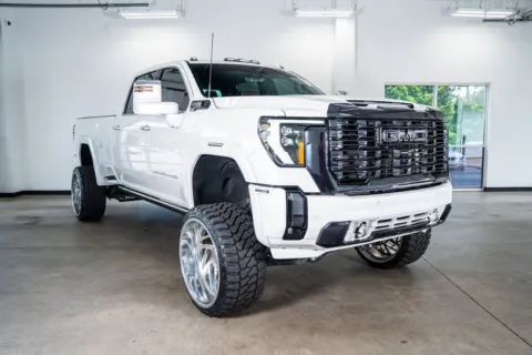 More photos of 2024 GMC Sierra 2500HD Denali Ultimate at Atlanta Autos, GA