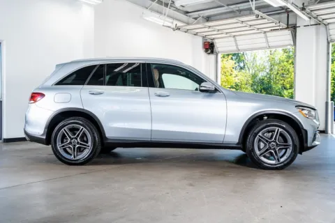 More photos of 2021 Mercedes-Benz GLC 300 at Atlanta Autos, GA