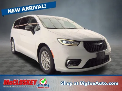 White 2024 Chrysler Pacifica Touring L for sale in Colorado Springs, CO