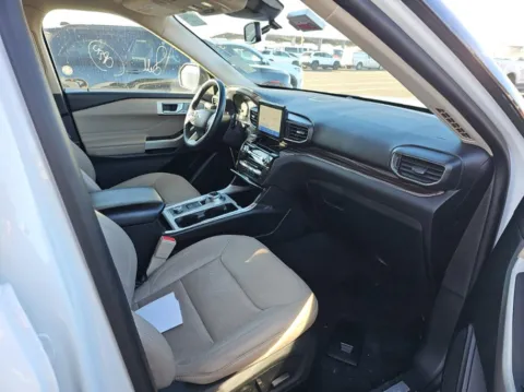 More photos of 2023 Ford Explorer Limited at McCloskey Truck Town (Licensed as McCloskey Motors Inc.), CO