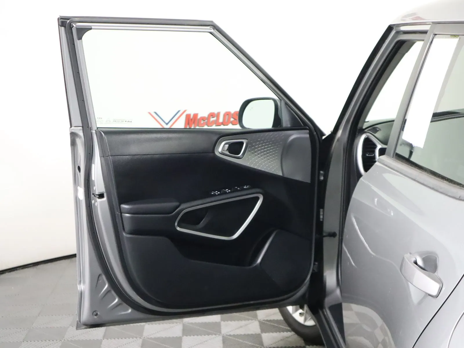2023 Kia Soul LX - Photo 23