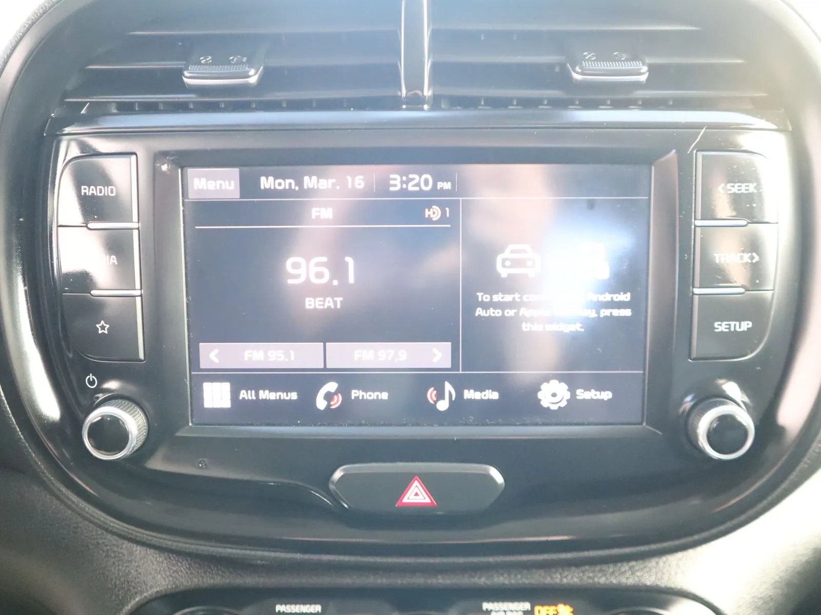 2023 Kia Soul LX - Photo 43