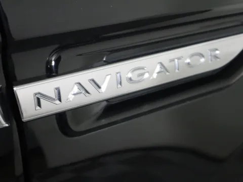 More photos of 2018 Lincoln Navigator Reserve at McCloskey Truck Town (Licensed as McCloskey Motors Inc.), CO