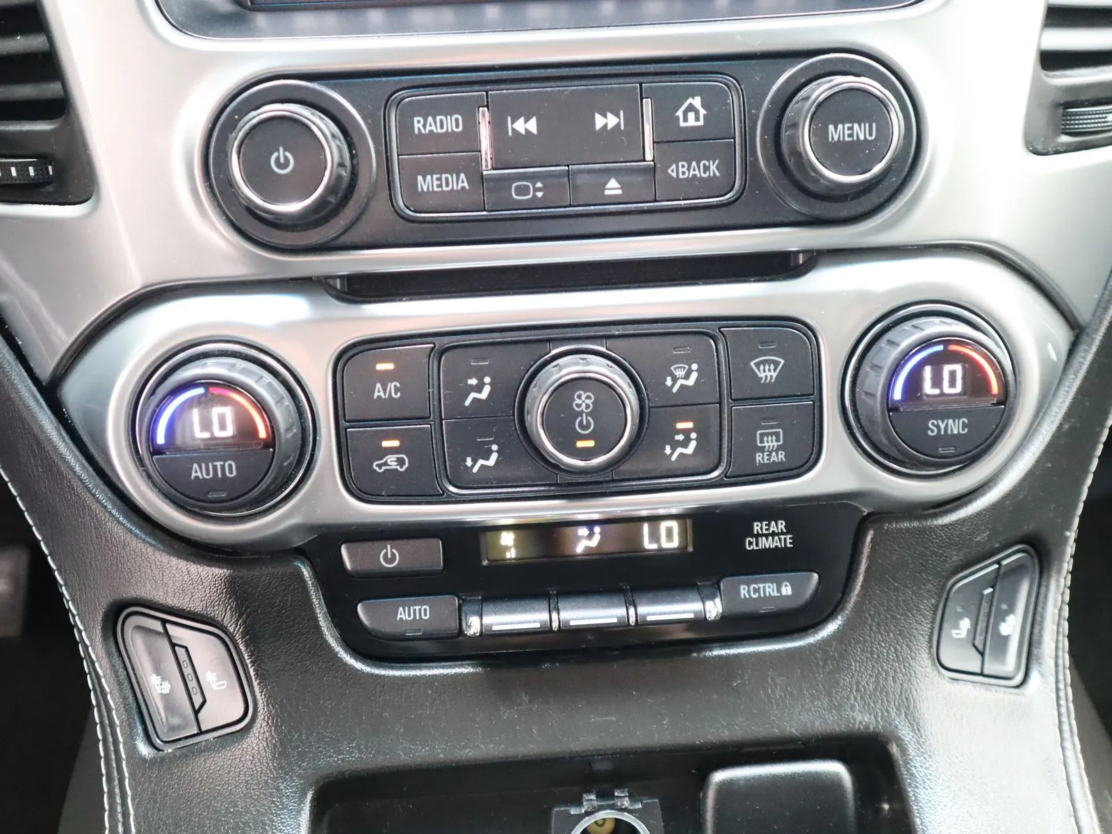 2015 Chevrolet Tahoe LT - Photo 39