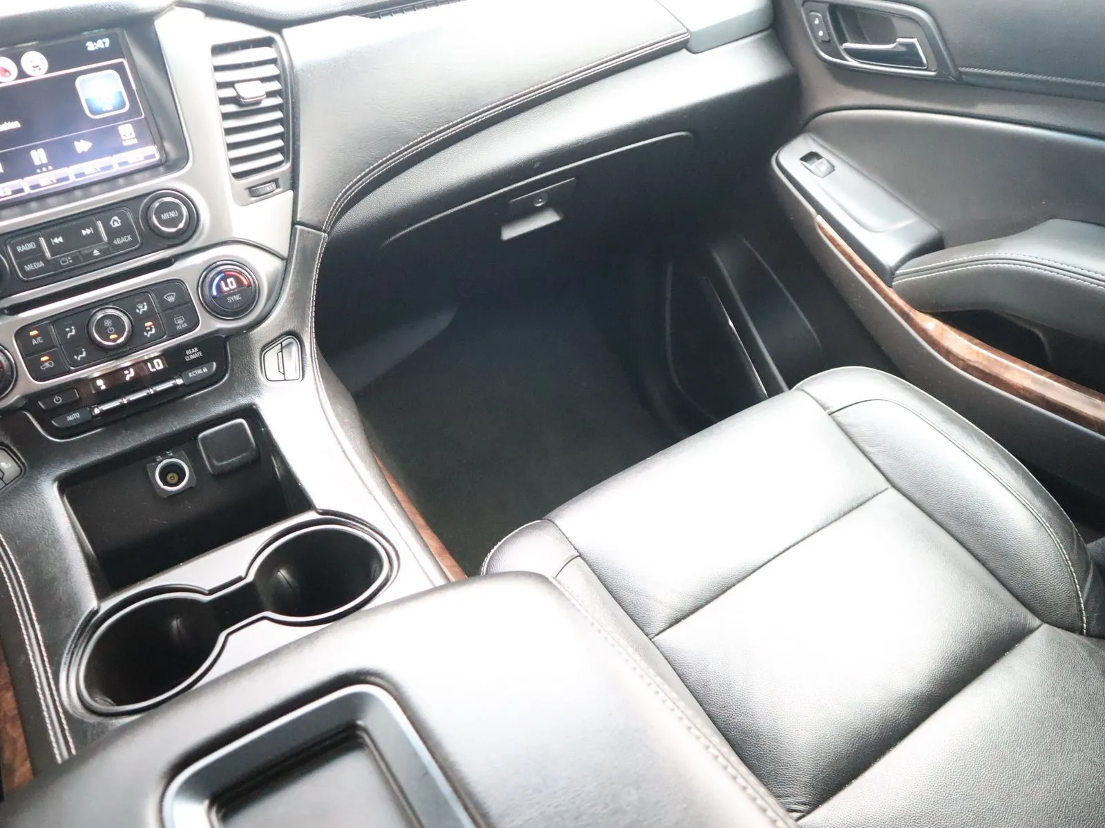 2015 Chevrolet Tahoe LT - Photo 30