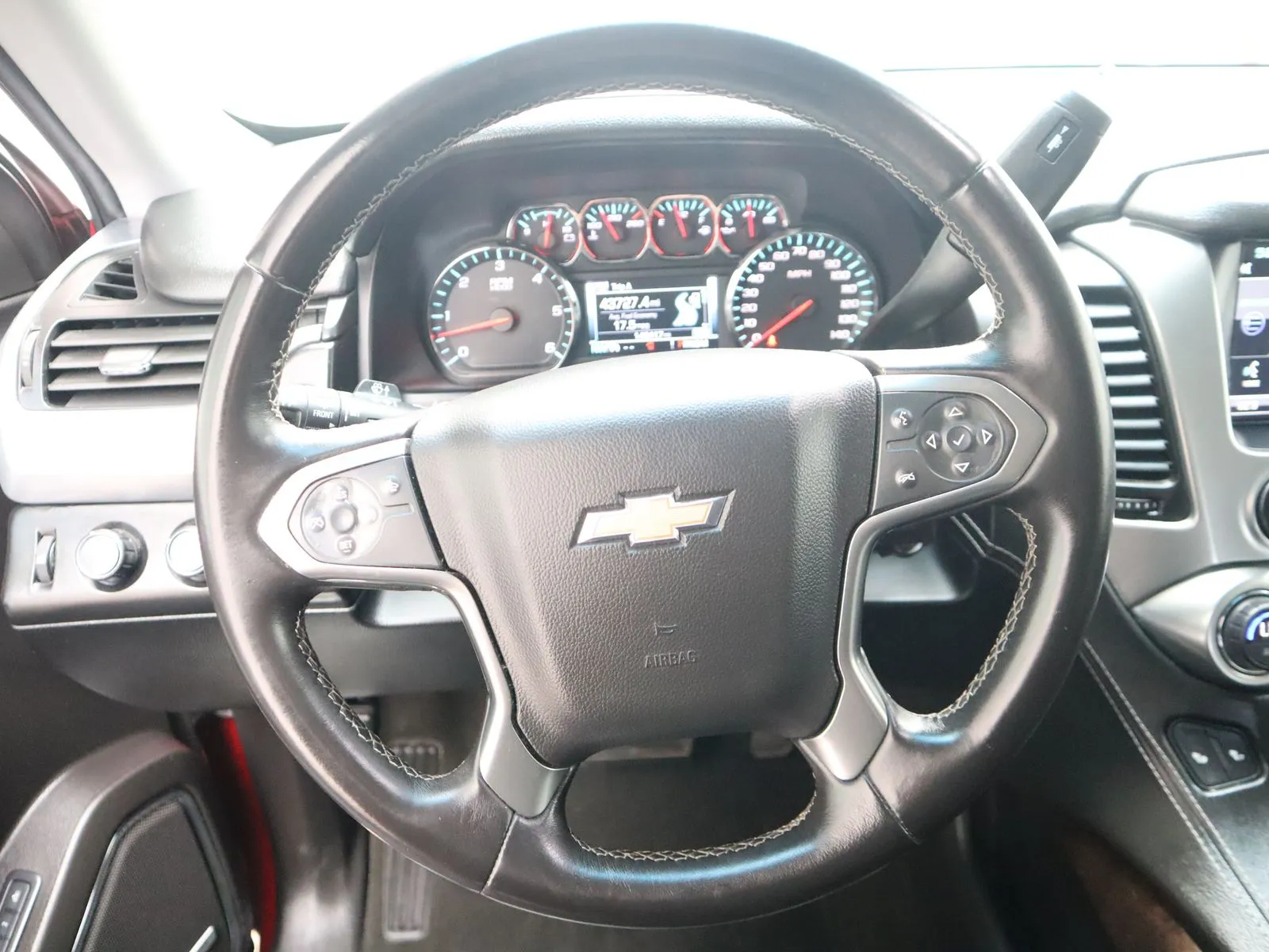 2015 Chevrolet Tahoe LT - Photo 31