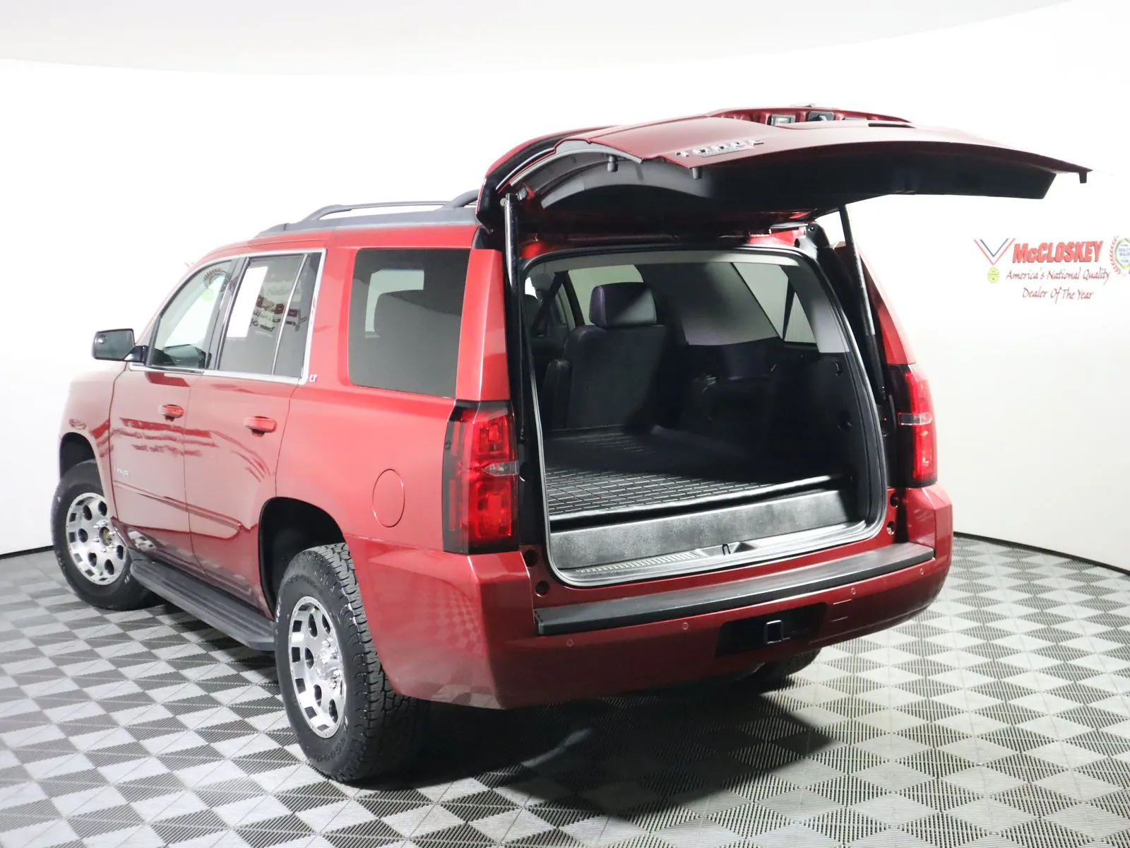 2015 Chevrolet Tahoe LT - Photo 11
