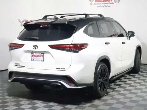 More photos of 2021 Toyota Highlander XSE at McCloskey Truck Town (Licensed as McCloskey Motors Inc.), CO