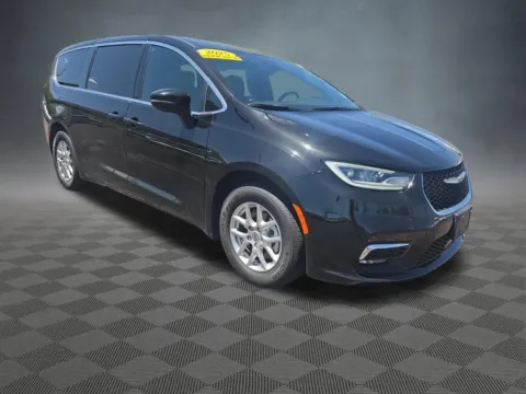 Photos of 2025 Chrysler Pacifica Select for sale in Colorado Springs, CO at McCloskey Truck Town (Licensed as McCloskey Motors Inc.)