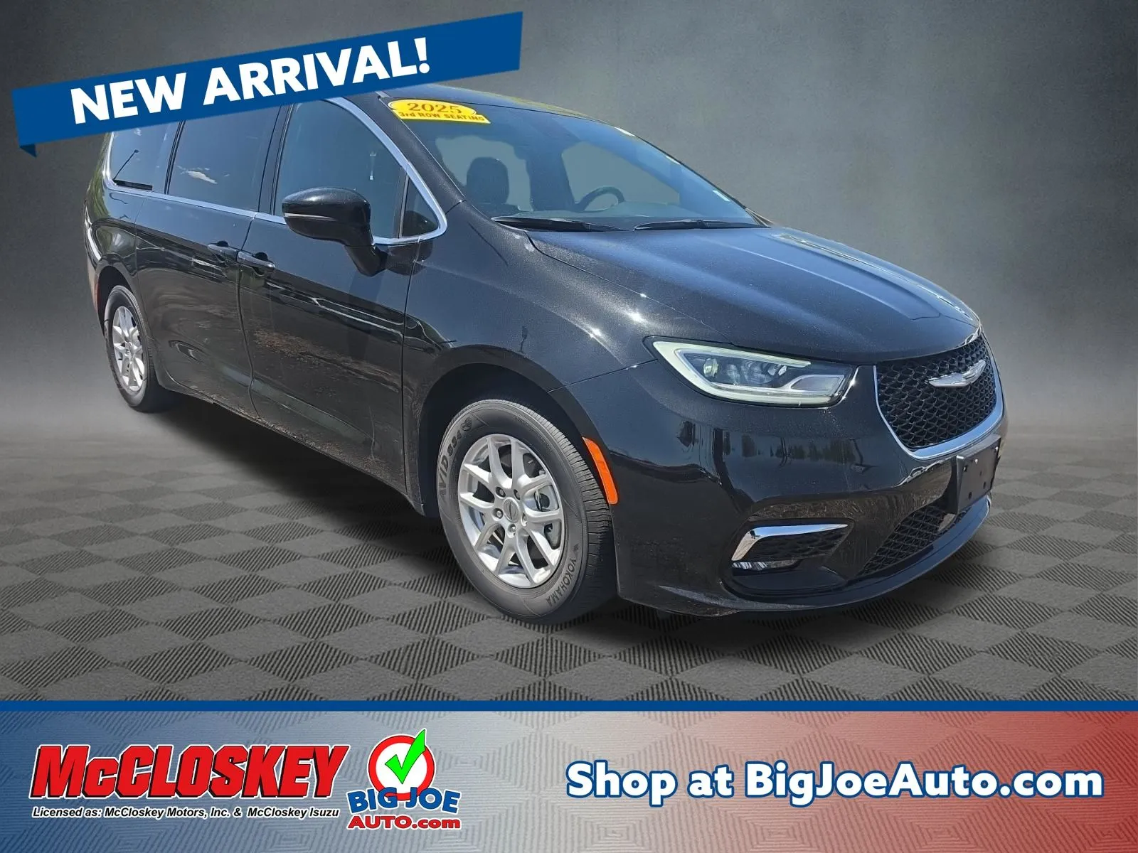 2025 Chrysler Pacifica Select's photo