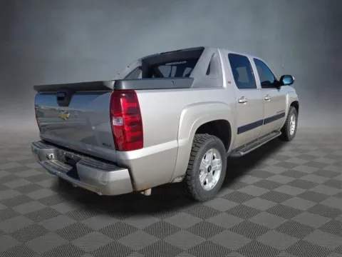 More photos of 2009 Chevrolet Avalanche 1500 LT at McCloskey Truck Town (Licensed as McCloskey Motors Inc.), CO