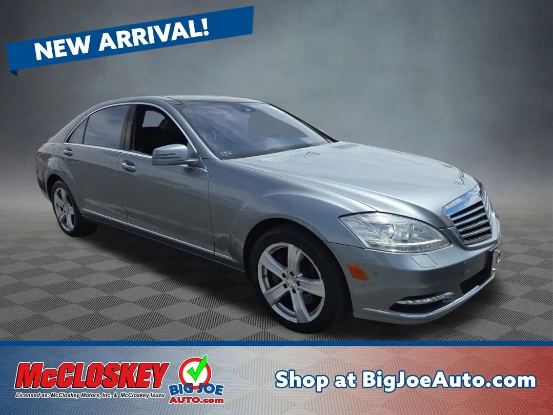 2013 Mercedes-Benz S-Class S550 4MATIC's photo