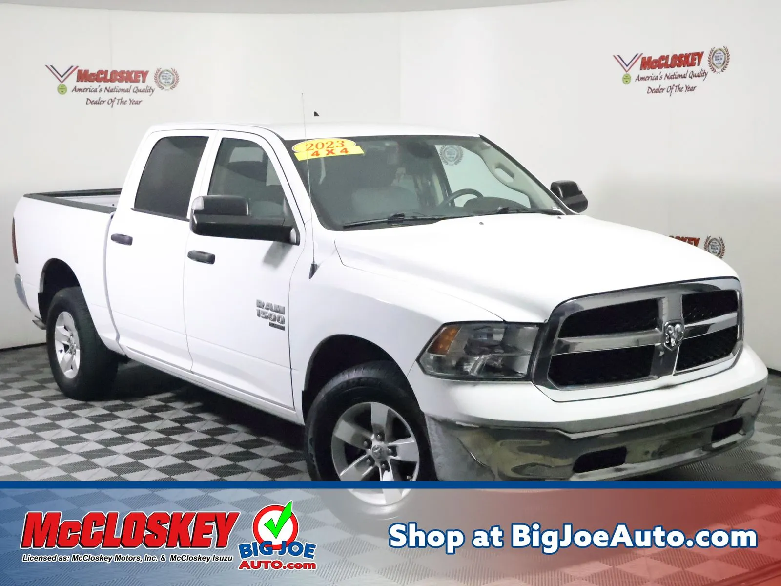 2023 RAM 1500 Classic SLT 4x4 Crew Cab 5'7's photo