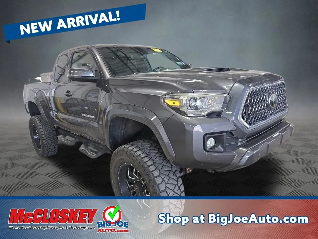 2018 Toyota Tacoma TRD Sport Access Cab 4x4 V6 M/T Std Bed's photo