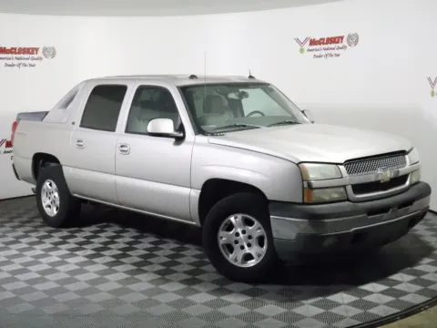 Silver 2005 Chevrolet Avalanche 1500 Z71 for sale in Colorado Springs, CO