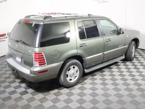 More photos of 2002 Mercury Mountaineer at McCloskey Truck Town (Licensed as McCloskey Motors Inc.), CO