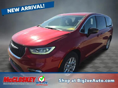 Red 2025 Chrysler Pacifica Select for sale in Colorado Springs, CO
