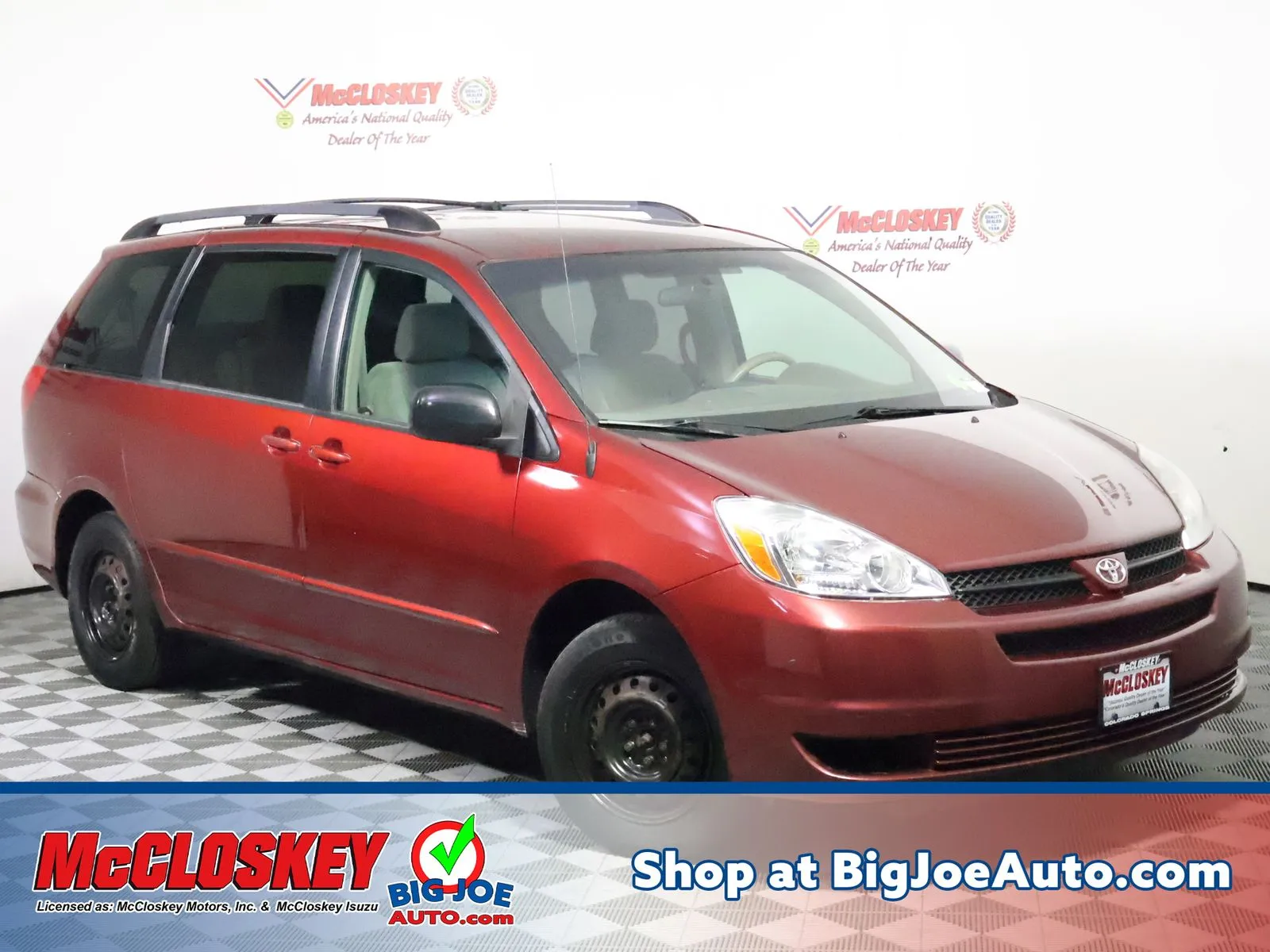 2004 Toyota Sienna LE 7-Passenger's photo