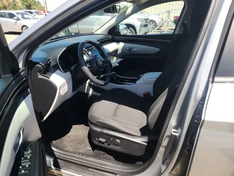 More photos of 2024 Hyundai Tucson SEL at McCloskey Truck Town (Licensed as McCloskey Motors Inc.), CO