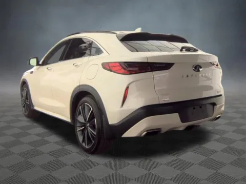 More photos of 2023 INFINITI QX55 LUXE at McCloskey Truck Town (Licensed as McCloskey Motors Inc.), CO