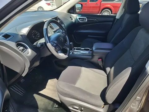 More photos of 2020 Nissan Pathfinder SV at McCloskey Truck Town (Licensed as McCloskey Motors Inc.), CO