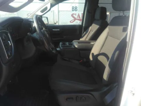More photos of 2021 Chevrolet Silverado 1500 LT at McCloskey Truck Town (Licensed as McCloskey Motors Inc.), CO