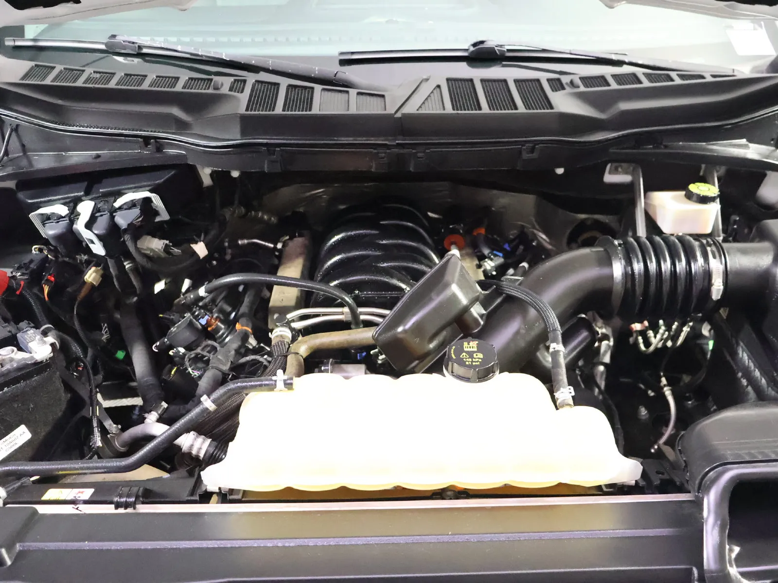 2023 Ford F-150 XL - Photo 24