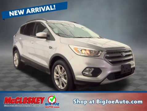 Silver 2017 Ford Escape SE for sale in Colorado Springs, CO