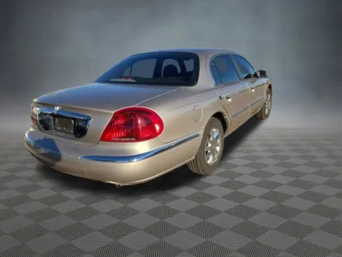 More photos of 2002 Lincoln Continental at McCloskey Truck Town (Licensed as McCloskey Motors Inc.), CO