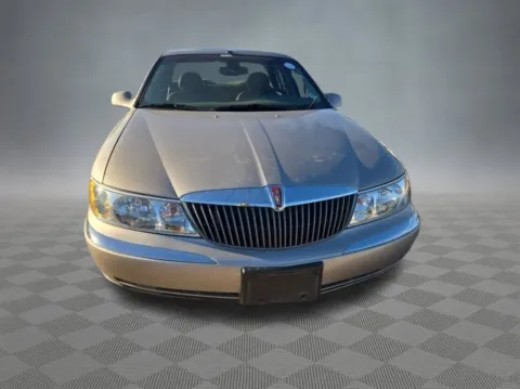 More photos of 2002 Lincoln Continental at McCloskey Truck Town (Licensed as McCloskey Motors Inc.), CO