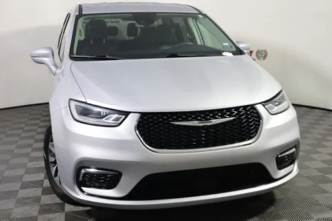 More photos of 2022 Chrysler Pacifica Hybrid Touring L at McCloskey Truck Town, CO