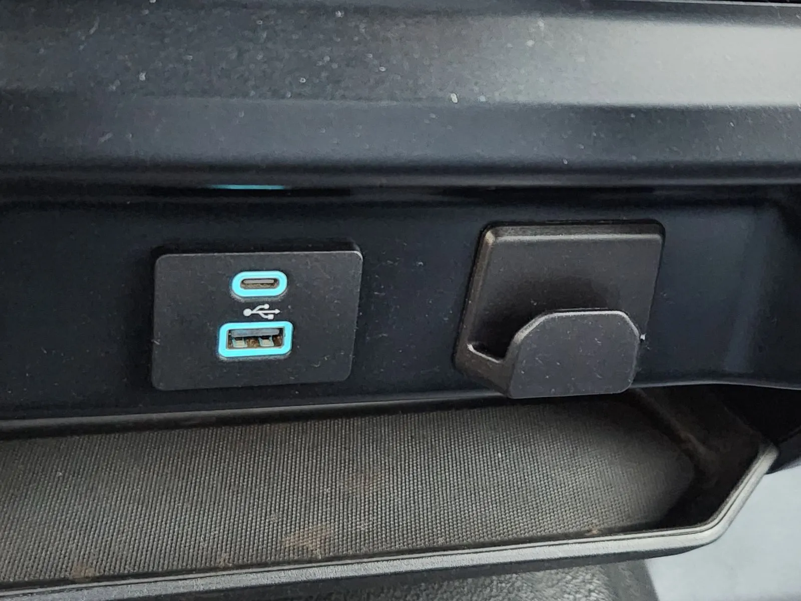 2023 Ford F-150 XL - Photo 24