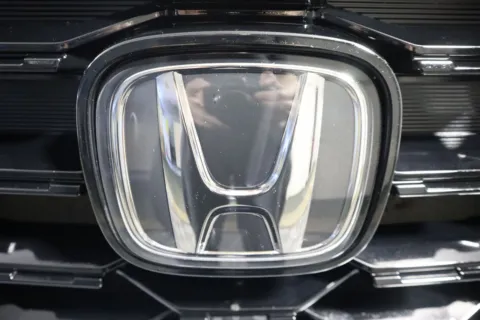 More photos of 2022 Honda Passport Elite at McCloskey Truck Town, CO