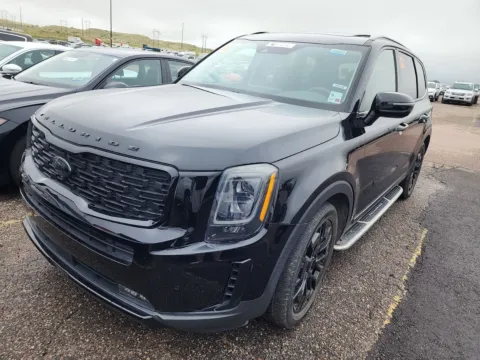 More photos of 2021 Kia Telluride SX at McCloskey Truck Town, CO