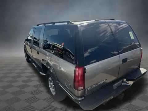 More photos of 1999 GMC Suburban 2500 SLT at McCloskey Motors, Inc., CO