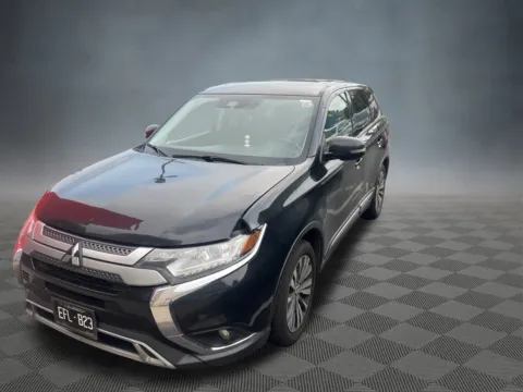 More photos of 2020 Mitsubishi Outlander ES at McCloskey Motors, Inc., CO