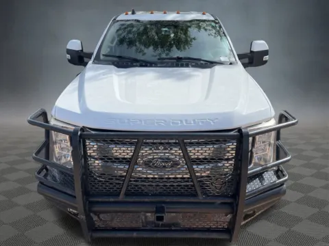 More photos of 2019 Ford F-350SD Lariat at McCloskey Motors, Inc., CO