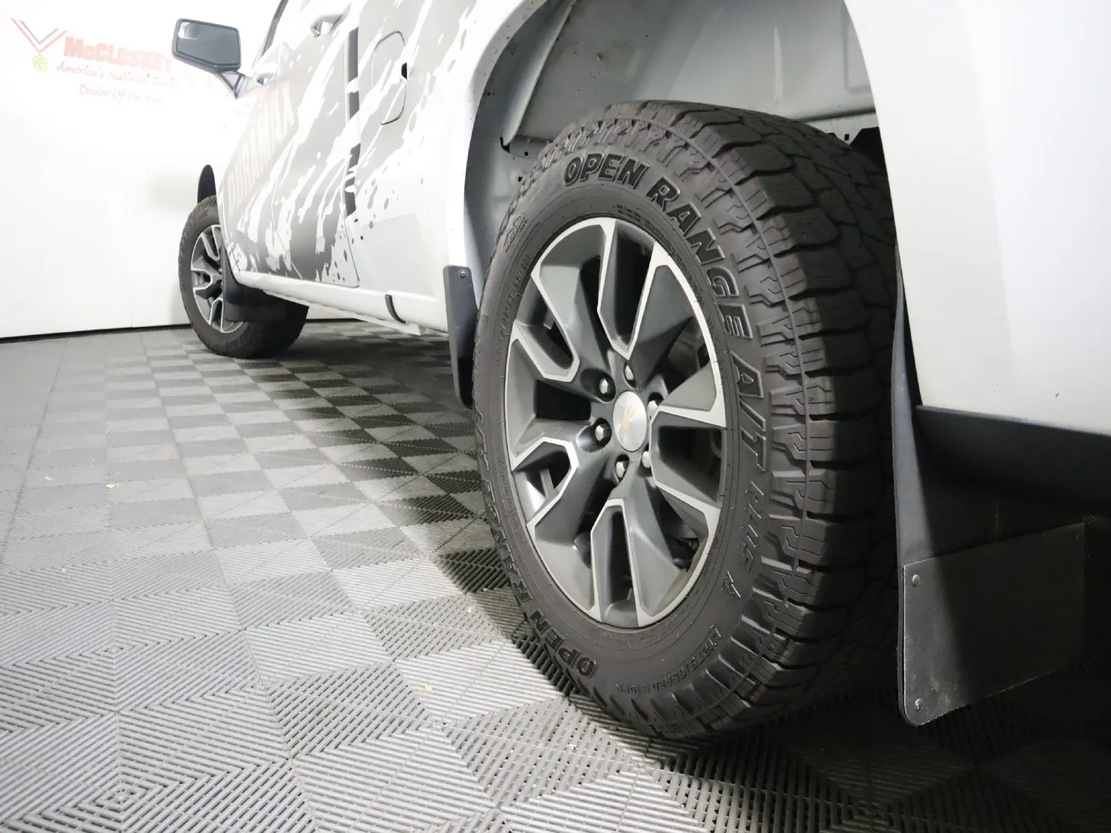2023 Chevrolet Silverado 1500 LT - Photo 10